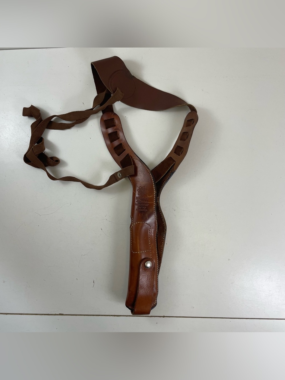 Vintage Bianchi X2100 Phantom Leather Vertical Shoulder Holster RH .38.357
